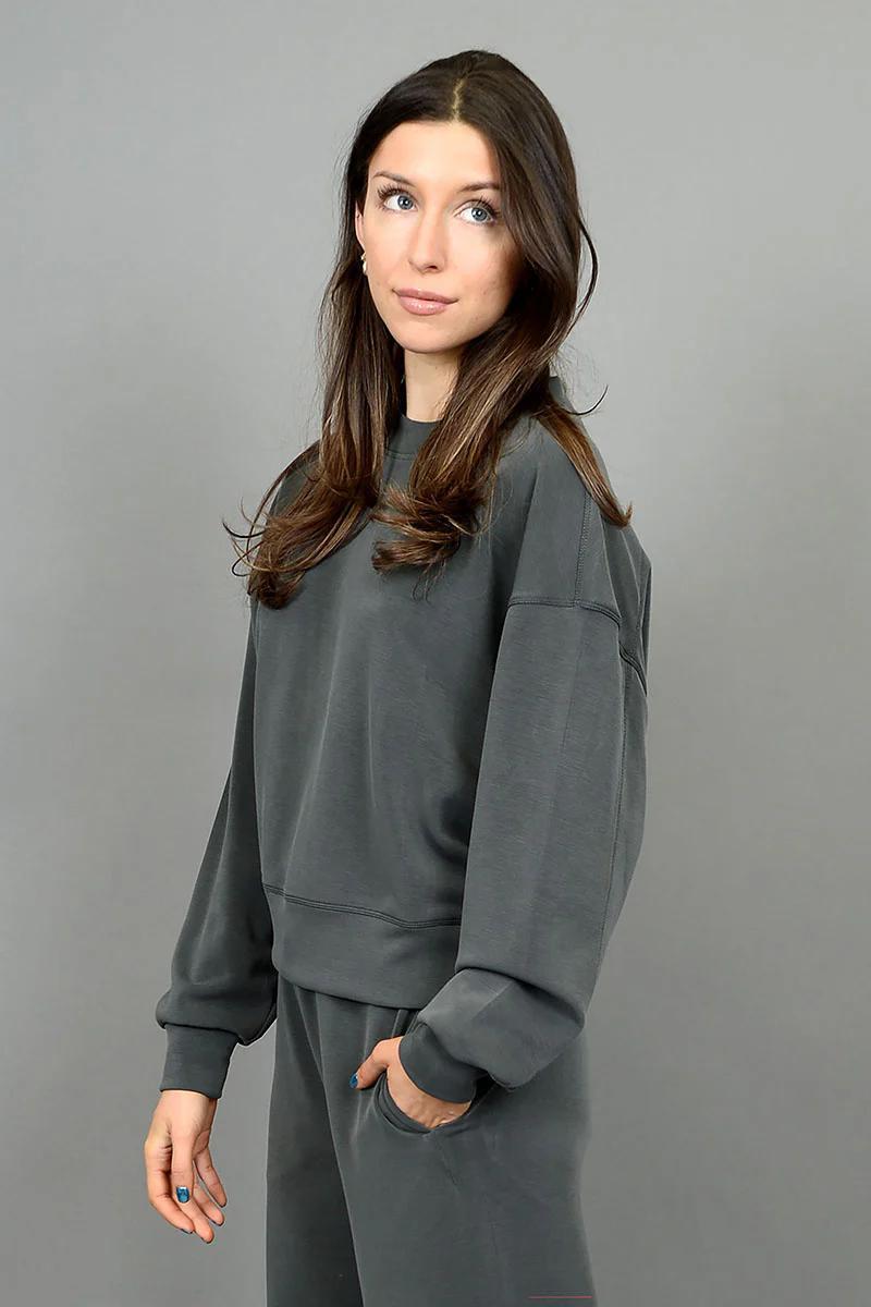 Lucie Modal Pullover