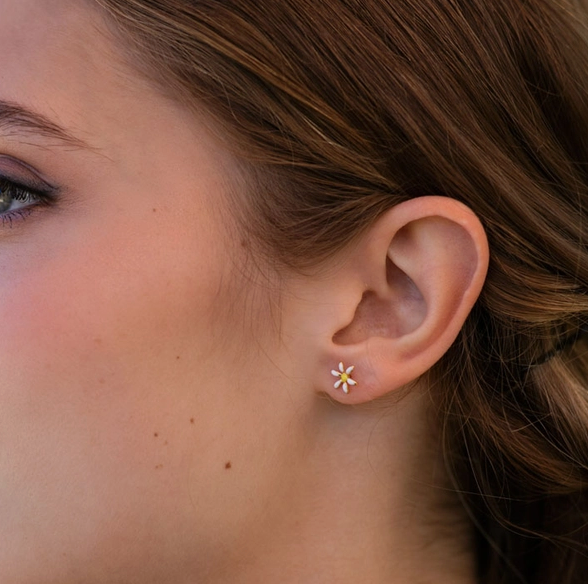 Daisy Stud Earrings