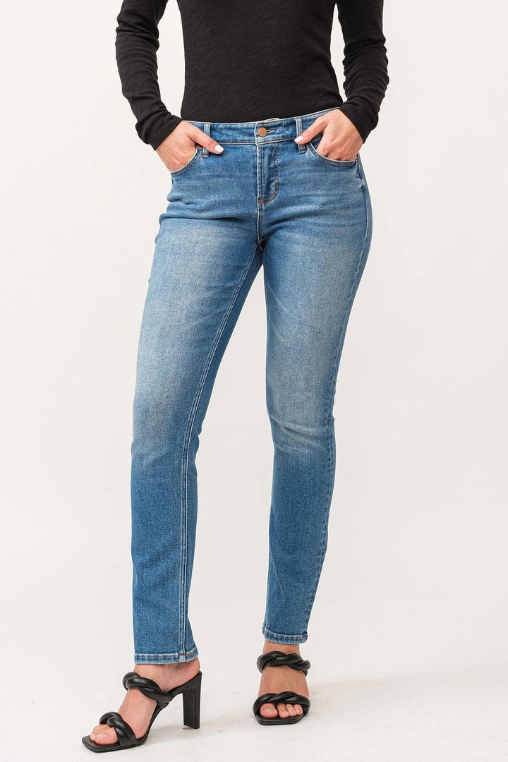 Blaire Mid Rise Ankle Straight Jean